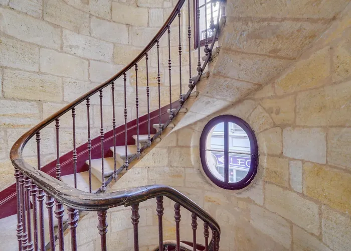 Duplex 19 M2 - Centre Historique *